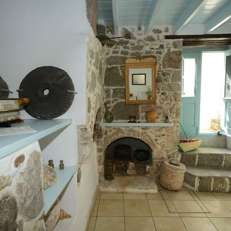 Old Traditional House Mandraki  Exterior photo